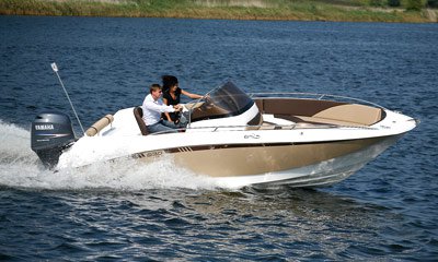 Продаж каютний моторного човна Galia 630 Open