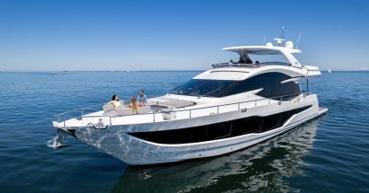 galeon 800 fly hover